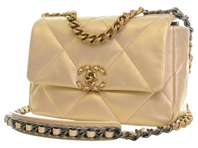 Chanel Beige Medium Iridescent Lambskin 19 Flap - Ansicht 3
