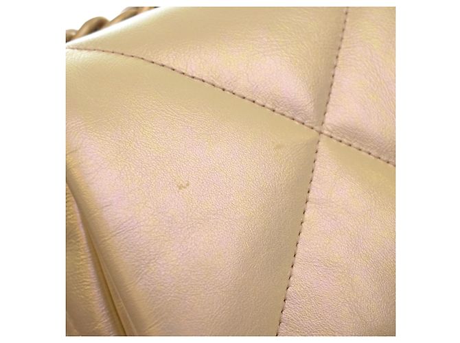Chanel Beige Medium Iridescent Lambskin 19 Flap - Ansicht 9