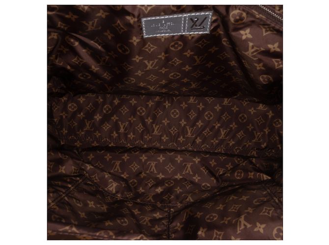 Louis Vuitton Silver Econyl Monogram Pillow Onthego GM - vista 4