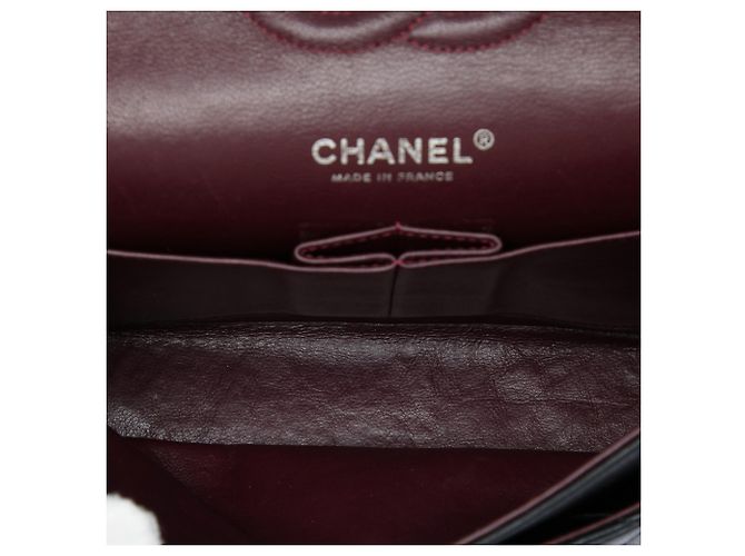 Chanel Black Medium Classic Lambskin Double Flap Preto - vista 4