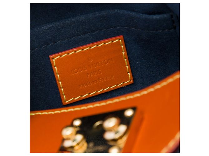 Bucket Saco Duffle Louis Vuitton em couro de bezerro azul e Monogram Reverse Azul marinho - vista 5