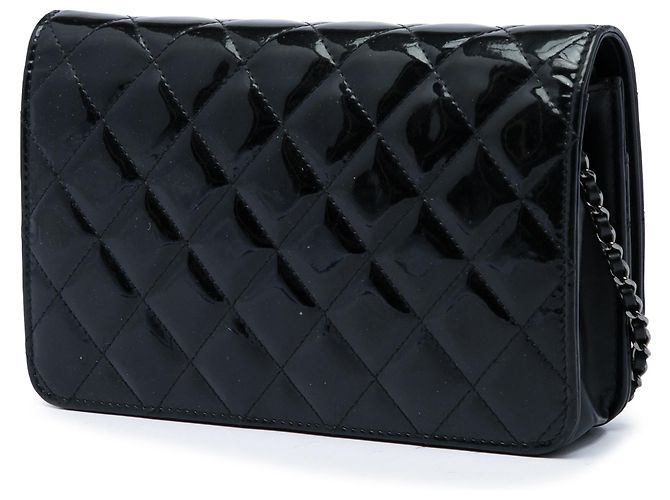 Chanel Black Quilted Patent Golden Class Wallet on Chain Nero - vista 2