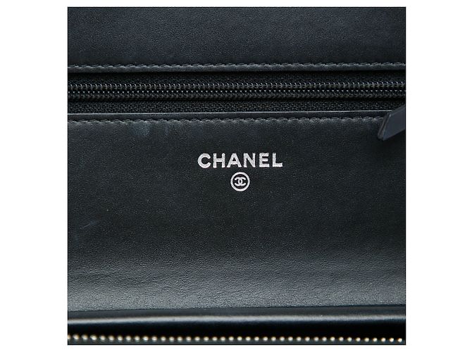Chanel Black Quilted Patent Golden Class Wallet on Chain Nero - vista 5