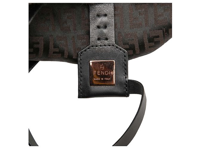 Fendi Medium Zucchino Canvas Roll Tote in Braun Dunkelbraun - Ansicht 5