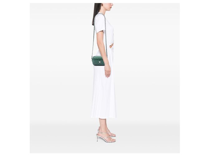 Chanel Piccola Borsa Camera Case in Pelle di Agnello Matelassé Verde con CC - vista 6