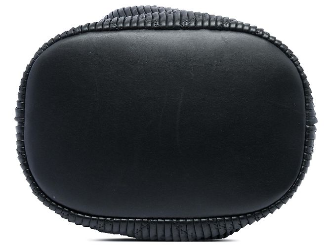 Borsa a secchiello Chanel Black Medium Crumpled Calfskin Coco Pleats con coulisse Nero - vista 3