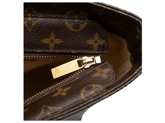 Louis Vuitton Brown Monogram Luco - view 8