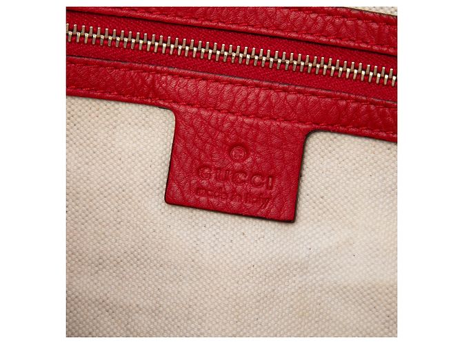 Gucci Bella Satchel aus rotem Narbenleder - Ansicht 5