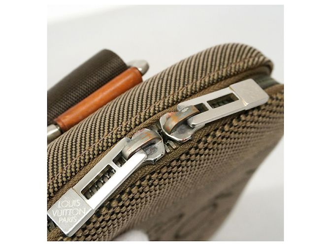 Sac bandoulière Louis Vuitton Damier Géant Maje - vue 7