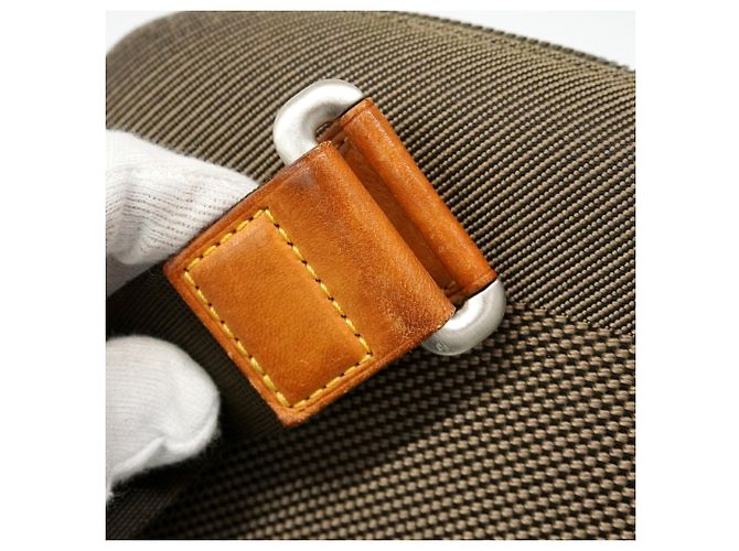 Sac bandoulière Louis Vuitton Damier Géant Maje - vue 9