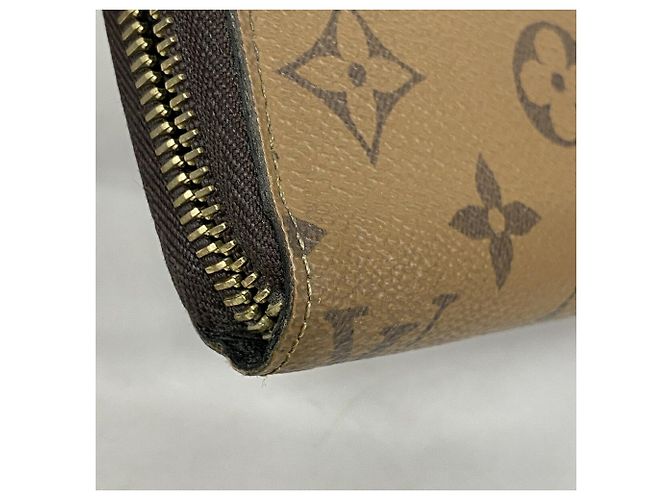 Carteira Zippy Monogram Reverse Louis Vuitton Marrom - vista 5