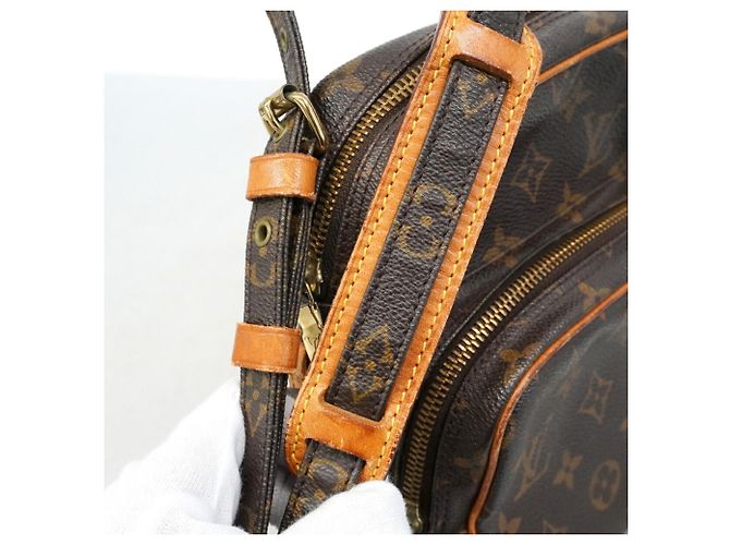 Bolso de hombro Louis Vuitton Monogram Amazon Castaño - vista 8