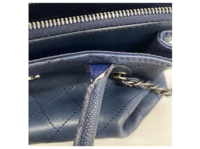 Borsa a tracolla Chanel Matelassé con catena Blu - vista 7