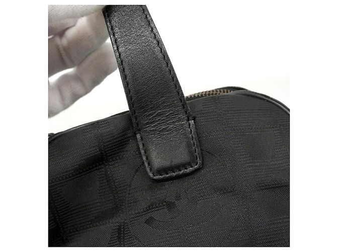 Chanel Vanity Bag aus schwarzem Nylon - Ansicht 8