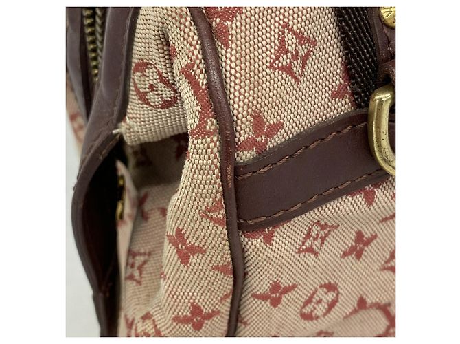 Sac à main Louis Vuitton Monogram Mini Josephine PM Fuschia - vue 9