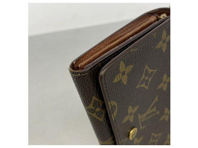 Louis Vuitton Monogram Portefeuille Trésor Wallet Marrone - vista 5