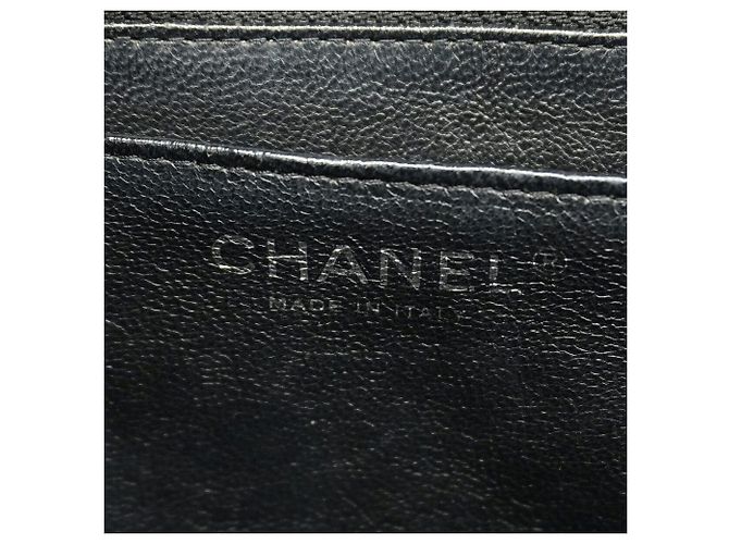 Borsa a tracolla Chanel in pelle verniciata nera Nero - vista 5