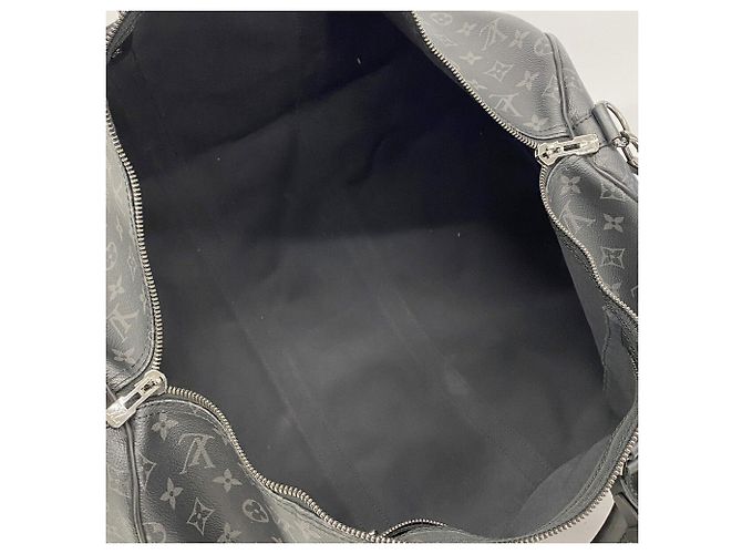 Sac Boston Louis Vuitton – Monogram Eclipse Keepall Bandoulière 55 Noir - vue 4