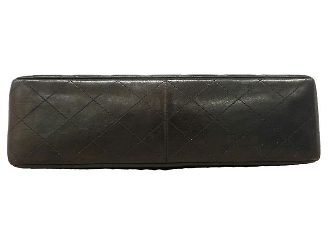 Borsa a tracolla Chanel in pelle d'agnello nera Nero - vista 3