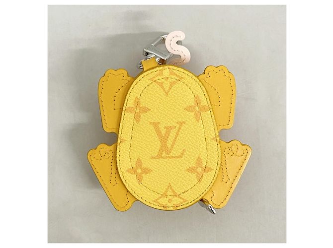 Chaveiro Louis Vuitton Monogram LV Frog Amarelo - vista 6
