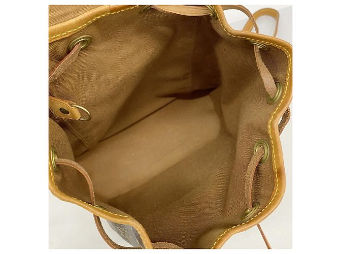 Mochila Louis Vuitton Monogram Mini Montsouris Castaño - vista 4
