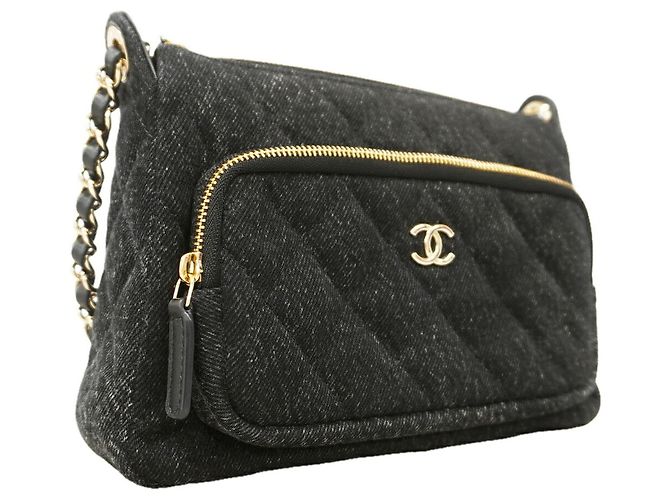Bolsa de Ombro com Corrente Chanel Matelassé Preto - vista 2