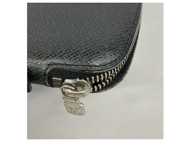 Portafoglio lungo Louis Vuitton Taiga Organizer Atoll Grigio - vista 6