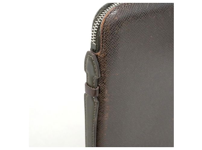 Louis Vuitton Taiga Organizer Long Wallet Brown - view 7
