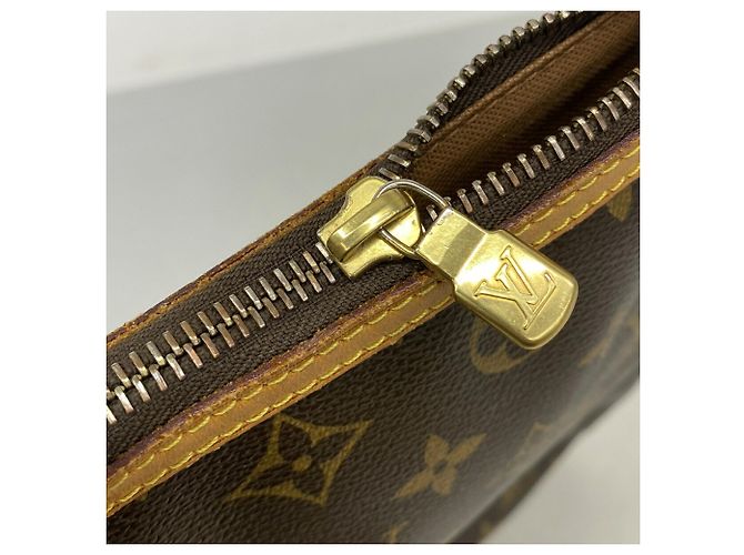Bolsa de Ombro Louis Vuitton Monogram Odeon PM Marrom - vista 10