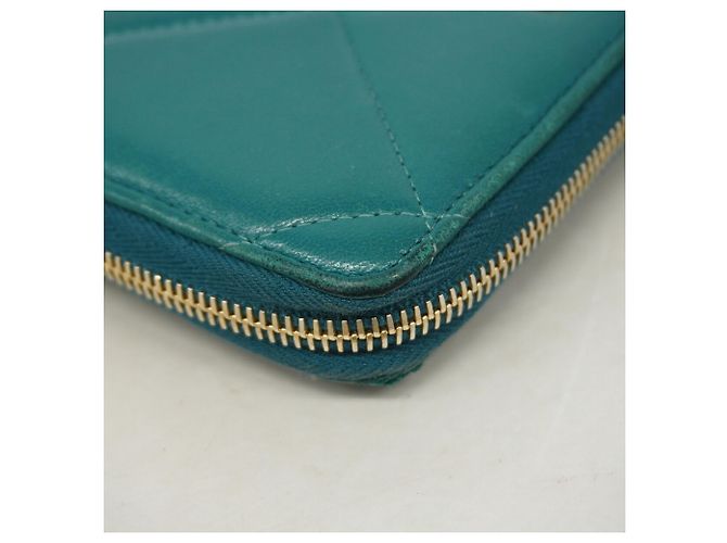 Cartera larga de piel de cordero verde de Chanel - vista 6