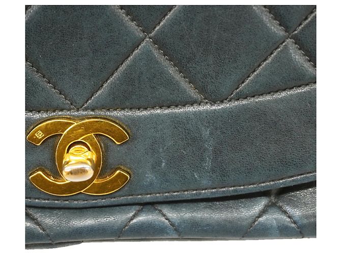Chanel Diana Chain Schultertasche Schwarz - Ansicht 9
