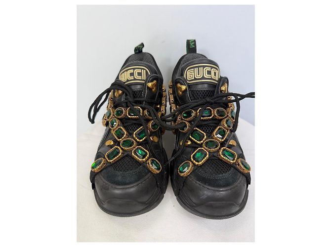 Sneakers Gucci in pelle nera con gioielli Nero - vista 2