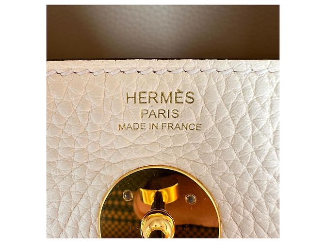 Borsa a tracolla Hermès Lindy 26 in pelle Clemence Cream Bianco Crudo - vista 18