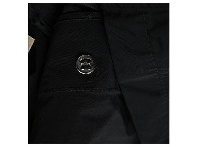Burberry Brit Double Breasted Trenchcoat aus schwarzem Polyester - Ansicht 17