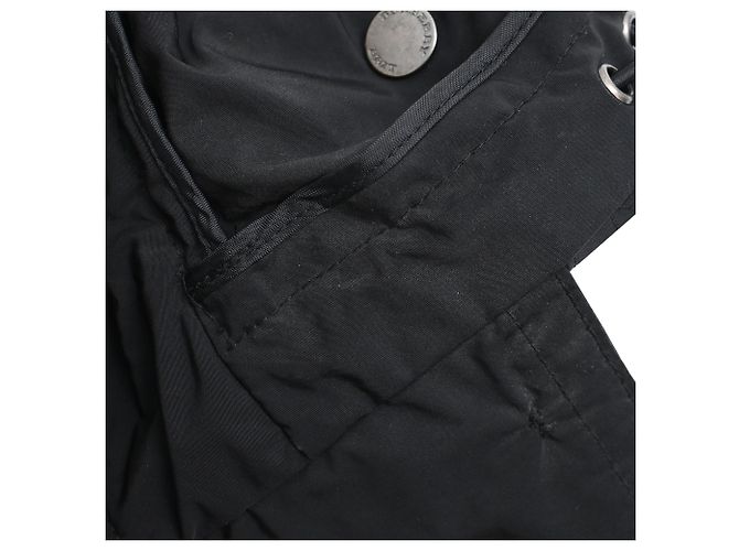 Burberry Brit Double Breasted Trenchcoat aus schwarzem Polyester - Ansicht 18