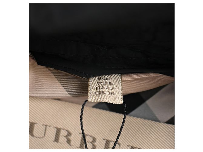 Burberry Brit Double Breasted Trenchcoat aus schwarzem Polyester - Ansicht 6