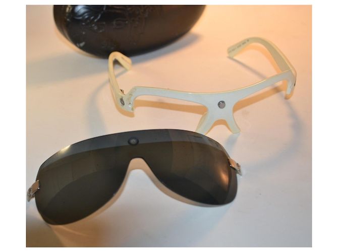 Óculos de sol Versace 4045-V Máscara Magnética - Acetato Branco e Preto - vista 3