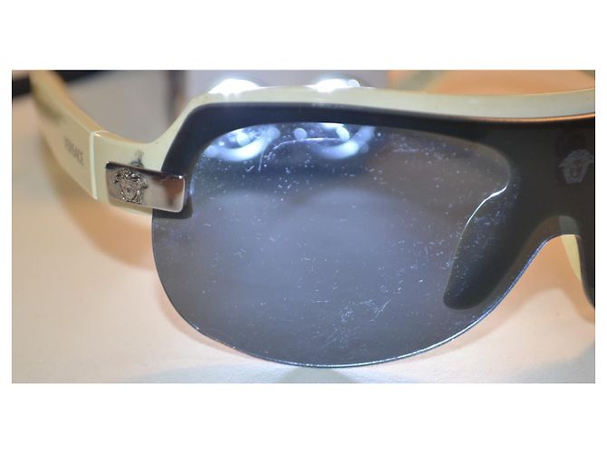 Óculos de sol Versace 4045-V Máscara Magnética - Acetato Branco e Preto - vista 9