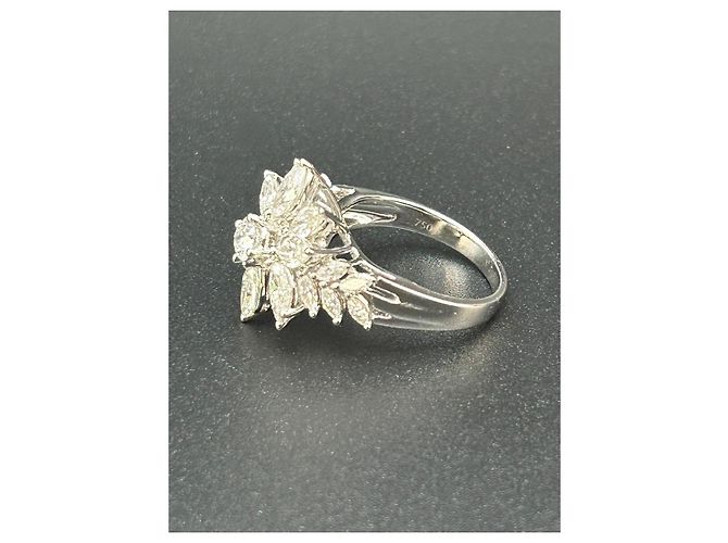 Autre Marque Anello La Regina in Oro Bianco 18k con 21 Diamanti Naturali - vista 11