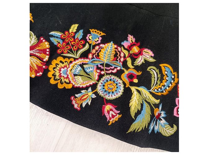 Saia curta Kenzo Paris preta com bordados florais Preto Multicor - vista 2