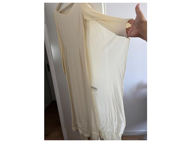 Sybilla Custom Haute Couture Seidencrepe Brautkleid mit Cape Roh - Ansicht 5