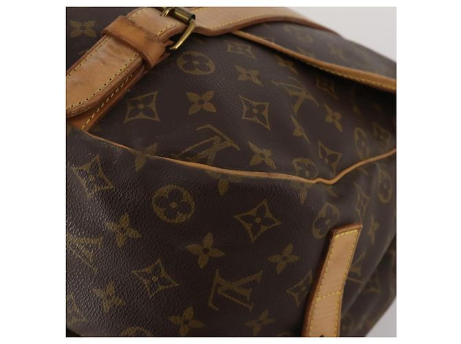 LOUIS VUITTON Monogram Saumur 43 Shoulder Bag M42252 LV Auth 202937 Monogramma - vista 16