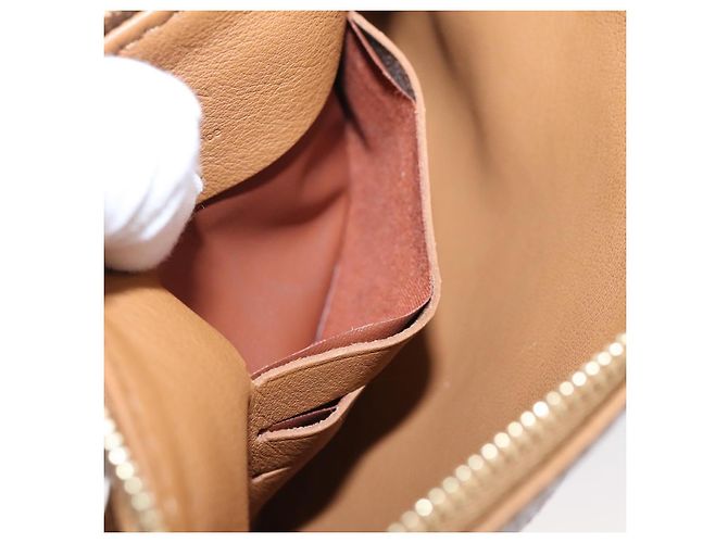 LOUIS VUITTON Mahina Selene PM Pouch Leather Caramel LV Auth 203909V Karamell - Ansicht 21