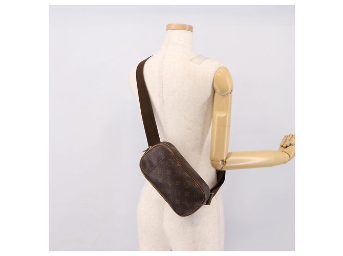 LOUIS VUITTON Monogram Pochette Gange Shoulder Bag M51870 LV Auth ka6235 Monogramma - vista 23