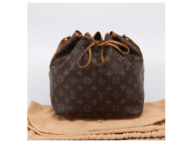 LOUIS VUITTON Monogram Petit Noe Schultertasche M42226 LV Auth 203907V Monogramm - Ansicht 12