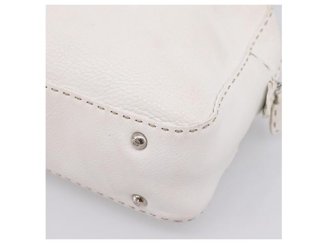 FENDI Celeria Handtasche aus Leder Weiß Silber Auth 201501 - Ansicht 16