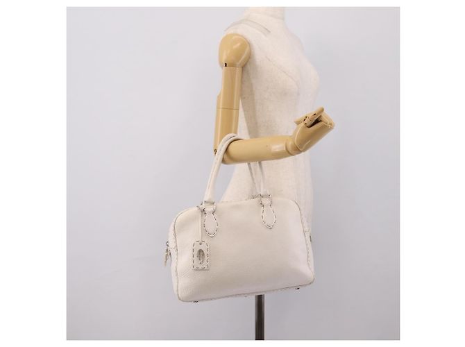 FENDI Celeria Handtasche aus Leder Weiß Silber Auth 201501 - Ansicht 25
