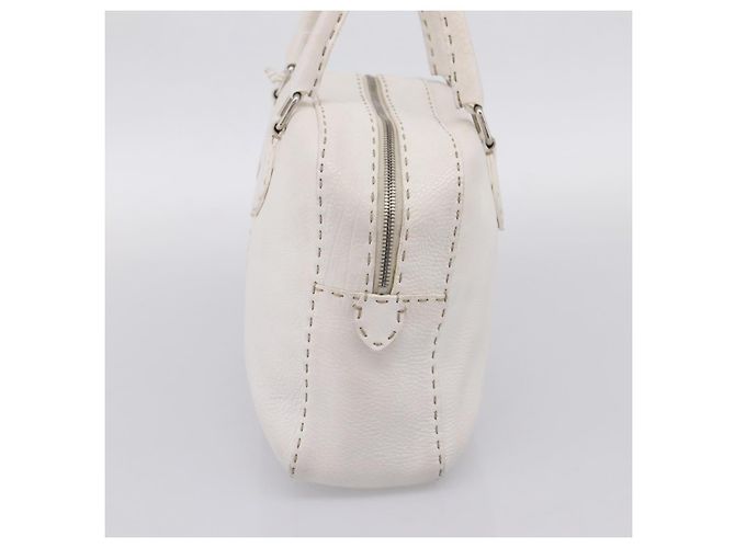 FENDI Celeria Handtasche aus Leder Weiß Silber Auth 201501 - Ansicht 4