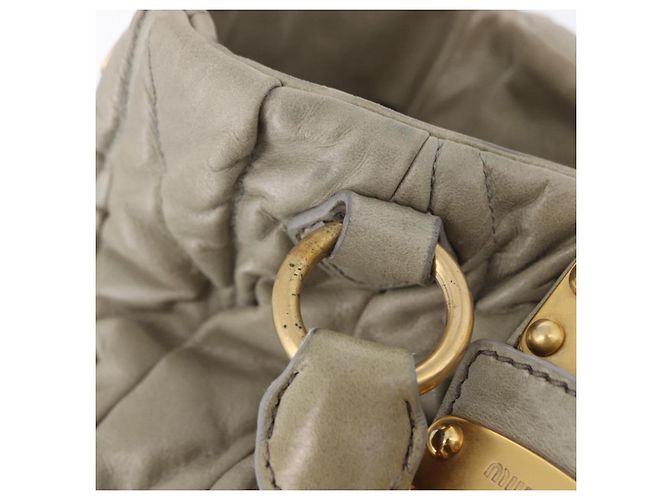 Borsa a mano Miu Miu Matelassé in pelle 2way Beige Tono Oro Auth 167625V - vista 16