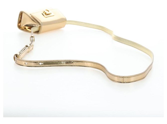 Borsa a tracolla Salvatore Ferragamo Gancini in pelle metallizzata Oro Auth 203812V - vista 7